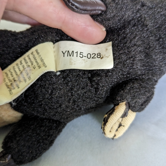 Folkmanis Mini River Otter Finger Puppet Plush 9 inch Stuffed Animal Puppet. - Picture 5 of 6